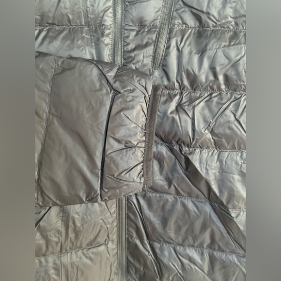 NEW Eddie Bauer Men's Lightweight 550 Down Puffer Jacket Black M, L, XL, XXL - Picture 4 of 10